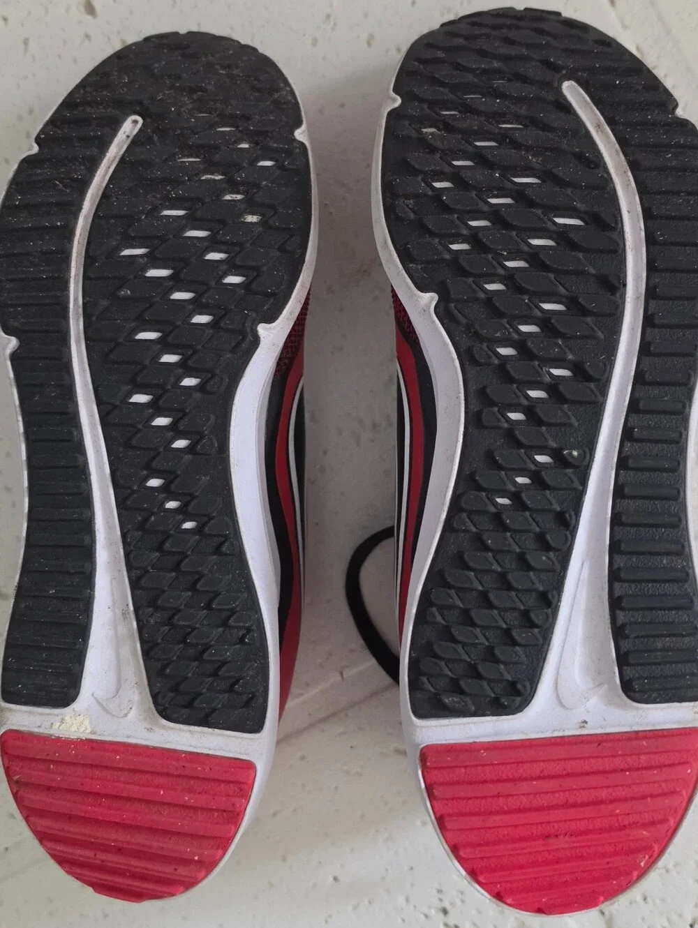 Nike kids red school athletic running shoes size 5